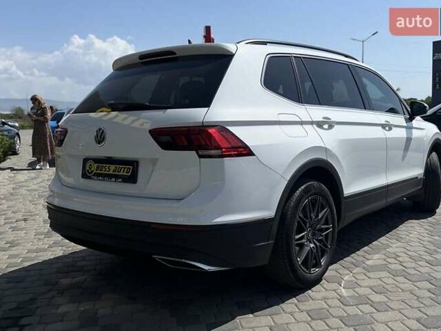 Белый Фольксваген Тигуан, объемом двигателя 1.98 л и пробегом 123 тыс. км за 21800 $, фото 6 на Automoto.ua
