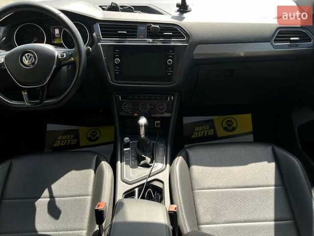 Белый Фольксваген Тигуан, объемом двигателя 1.98 л и пробегом 123 тыс. км за 21800 $, фото 18 на Automoto.ua