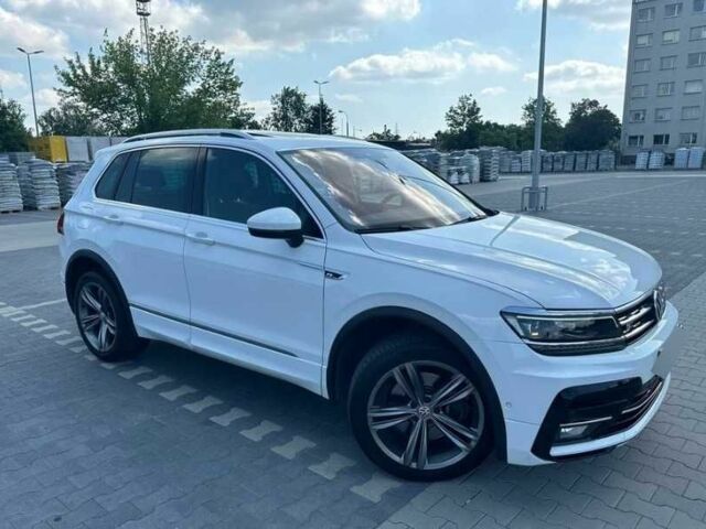 Белый Фольксваген Тигуан, объемом двигателя 2 л и пробегом 47 тыс. км за 15400 $, фото 4 на Automoto.ua