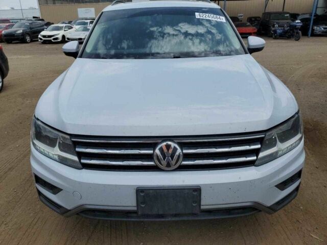 Белый Фольксваген Тигуан, объемом двигателя 0 л и пробегом 63 тыс. км за 3800 $, фото 4 на Automoto.ua