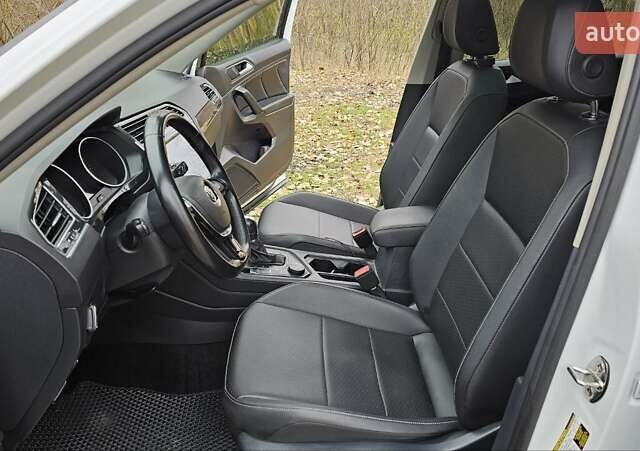 Білий Фольксваген Тігуан, об'ємом двигуна 1.98 л та пробігом 89 тис. км за 21500 $, фото 3 на Automoto.ua