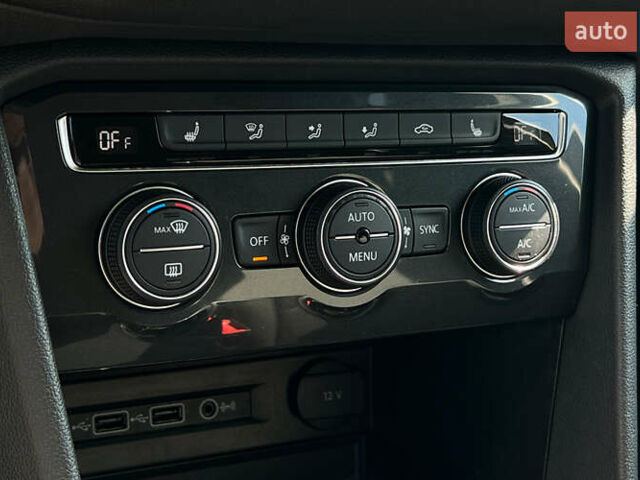 Білий Фольксваген Тігуан, об'ємом двигуна 2 л та пробігом 110 тис. км за 21850 $, фото 17 на Automoto.ua