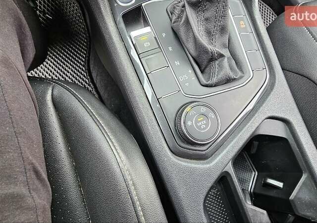 Білий Фольксваген Тігуан, об'ємом двигуна 1.98 л та пробігом 89 тис. км за 21500 $, фото 21 на Automoto.ua