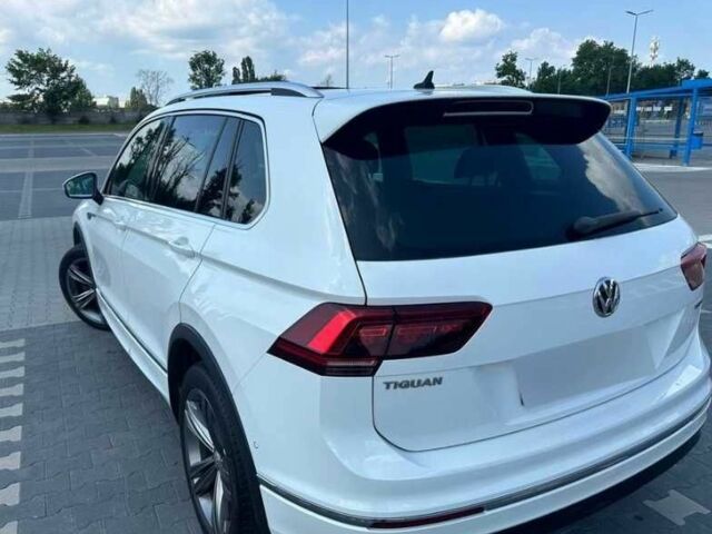 Белый Фольксваген Тигуан, объемом двигателя 2 л и пробегом 47 тыс. км за 15400 $, фото 7 на Automoto.ua