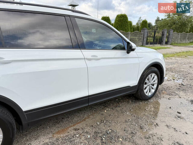 Белый Фольксваген Тигуан, объемом двигателя 1.98 л и пробегом 94 тыс. км за 17500 $, фото 13 на Automoto.ua