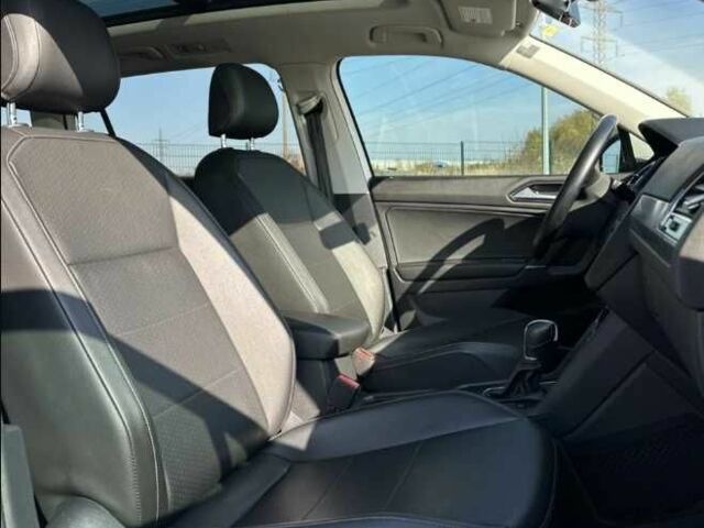 Белый Фольксваген Тигуан, объемом двигателя 2 л и пробегом 63 тыс. км за 17100 $, фото 6 на Automoto.ua