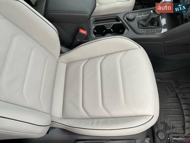 Белый Фольксваген Тигуан, объемом двигателя 1.98 л и пробегом 68 тыс. км за 19900 $, фото 77 на Automoto.ua