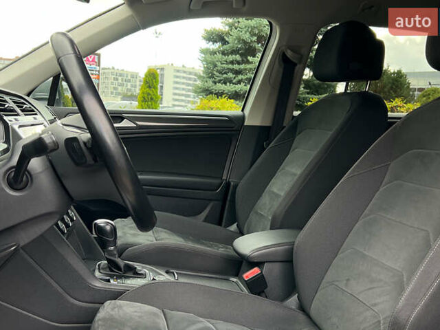 Білий Фольксваген Тігуан, об'ємом двигуна 1.97 л та пробігом 191 тис. км за 27500 $, фото 8 на Automoto.ua