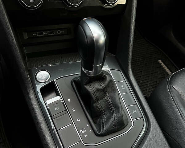 Белый Фольксваген Тигуан, объемом двигателя 1.98 л и пробегом 55 тыс. км за 27999 $, фото 67 на Automoto.ua