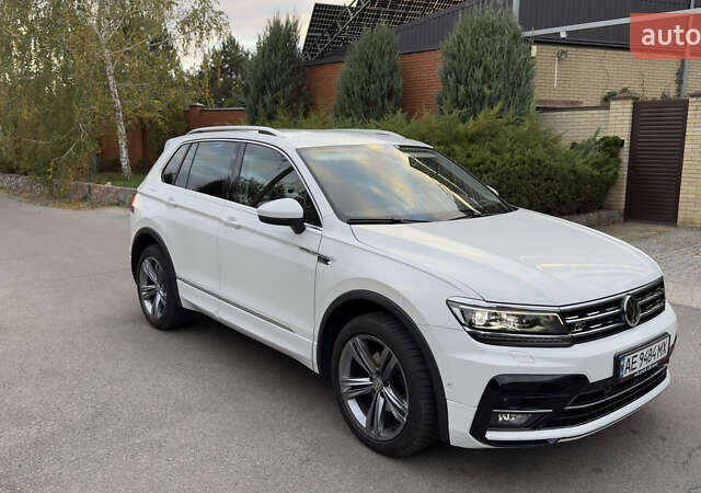 Белый Фольксваген Тигуан, объемом двигателя 1.98 л и пробегом 87 тыс. км за 28900 $, фото 2 на Automoto.ua