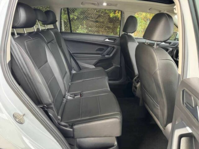 Белый Фольксваген Тигуан, объемом двигателя 2 л и пробегом 50 тыс. км за 6700 $, фото 12 на Automoto.ua