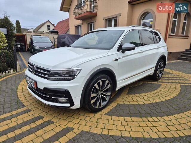 Білий Фольксваген Тігуан, об'ємом двигуна 2 л та пробігом 245 тис. км за 28900 $, фото 6 на Automoto.ua