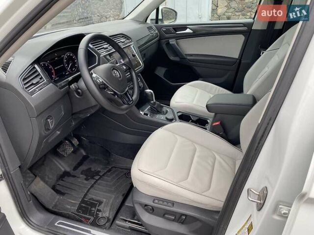 Белый Фольксваген Тигуан, объемом двигателя 1.98 л и пробегом 68 тыс. км за 19900 $, фото 29 на Automoto.ua