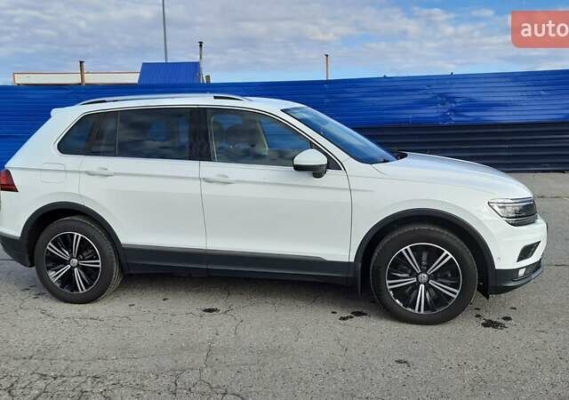 Белый Фольксваген Тигуан, объемом двигателя 1.98 л и пробегом 185 тыс. км за 27500 $, фото 10 на Automoto.ua