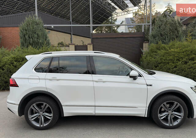 Белый Фольксваген Тигуан, объемом двигателя 1.98 л и пробегом 87 тыс. км за 28900 $, фото 3 на Automoto.ua