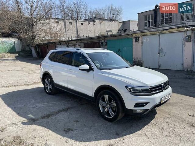 Белый Фольксваген Тигуан, объемом двигателя 1.98 л и пробегом 144 тыс. км за 21900 $, фото 7 на Automoto.ua