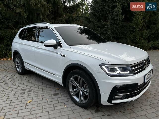 Белый Фольксваген Тигуан, объемом двигателя 1.98 л и пробегом 55 тыс. км за 27999 $, фото 24 на Automoto.ua