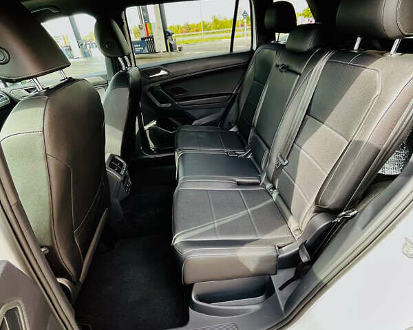 Белый Фольксваген Тигуан, объемом двигателя 1.98 л и пробегом 59 тыс. км за 22000 $, фото 14 на Automoto.ua