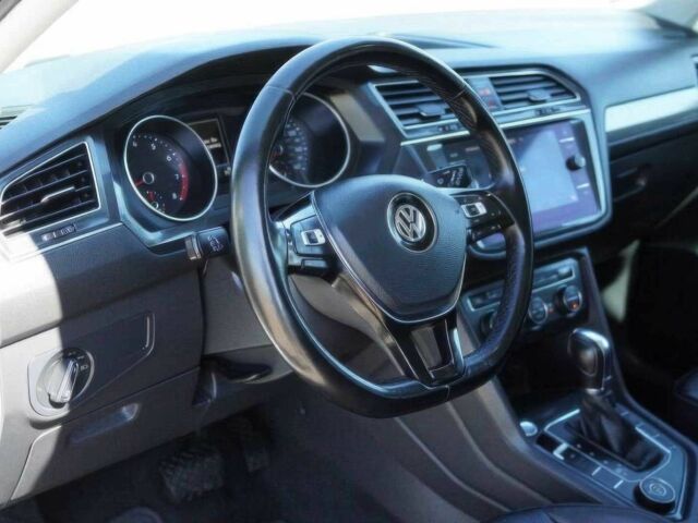 Белый Фольксваген Тигуан, объемом двигателя 2 л и пробегом 41 тыс. км за 14300 $, фото 8 на Automoto.ua