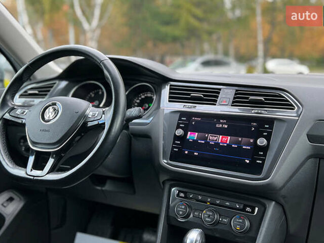 Білий Фольксваген Тігуан, об'ємом двигуна 1.97 л та пробігом 191 тис. км за 27500 $, фото 19 на Automoto.ua