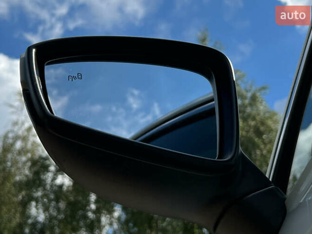 Білий Фольксваген Тігуан, об'ємом двигуна 2 л та пробігом 110 тис. км за 21850 $, фото 26 на Automoto.ua