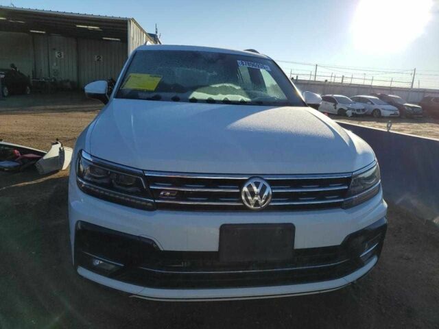 Білий Фольксваген Тігуан, об'ємом двигуна 2 л та пробігом 83 тис. км за 4000 $, фото 4 на Automoto.ua