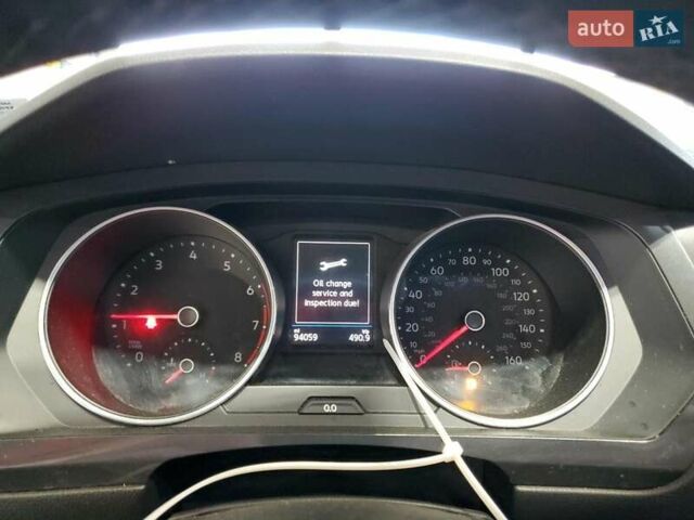 Белый Фольксваген Тигуан, объемом двигателя 2 л и пробегом 150 тыс. км за 4100 $, фото 8 на Automoto.ua