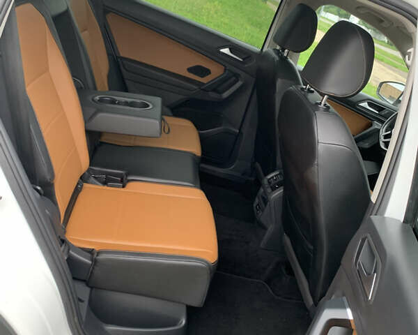 Белый Фольксваген Тигуан, объемом двигателя 2 л и пробегом 113 тыс. км за 21300 $, фото 7 на Automoto.ua