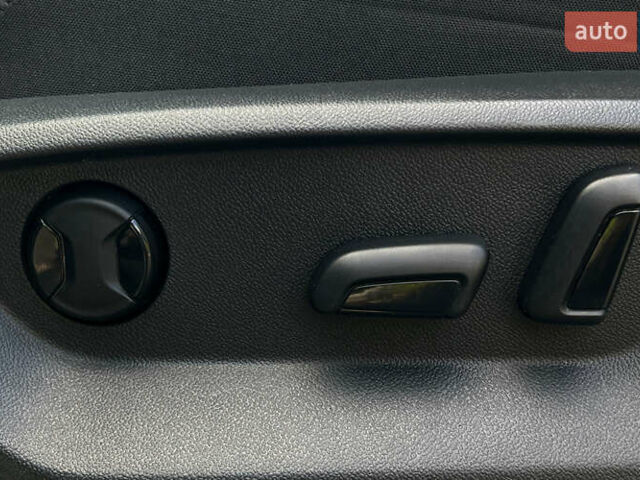 Білий Фольксваген Тігуан, об'ємом двигуна 2 л та пробігом 110 тис. км за 21850 $, фото 21 на Automoto.ua