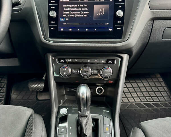 Белый Фольксваген Тигуан, объемом двигателя 1.98 л и пробегом 54 тыс. км за 31500 $, фото 36 на Automoto.ua