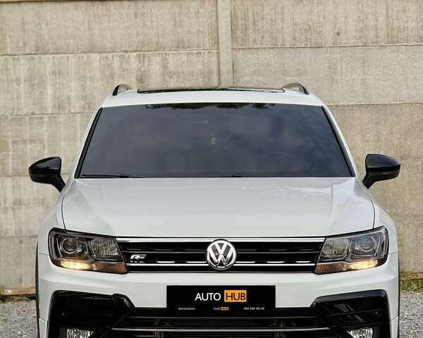 Белый Фольксваген Тигуан, объемом двигателя 1.98 л и пробегом 58 тыс. км за 25000 $, фото 2 на Automoto.ua