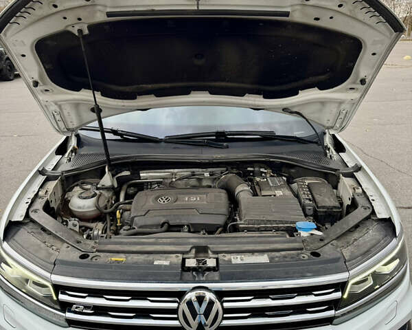 Белый Фольксваген Тигуан, объемом двигателя 1.98 л и пробегом 54 тыс. км за 31500 $, фото 23 на Automoto.ua