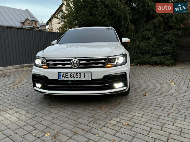 Белый Фольксваген Тигуан, объемом двигателя 1.98 л и пробегом 55 тыс. км за 27999 $, фото 26 на Automoto.ua