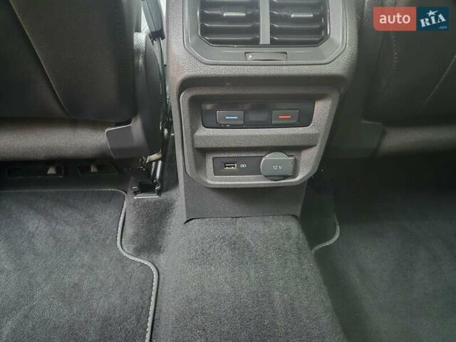 Білий Фольксваген Тігуан, об'ємом двигуна 2 л та пробігом 245 тис. км за 28900 $, фото 19 на Automoto.ua