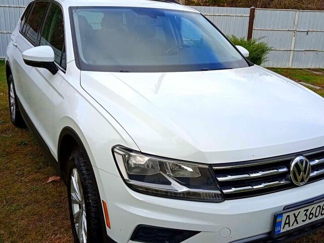 Білий Фольксваген Тігуан, об'ємом двигуна 2 л та пробігом 120 тис. км за 17000 $, фото 4 на Automoto.ua