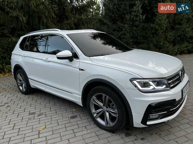 Белый Фольксваген Тигуан, объемом двигателя 1.98 л и пробегом 55 тыс. км за 27999 $, фото 16 на Automoto.ua