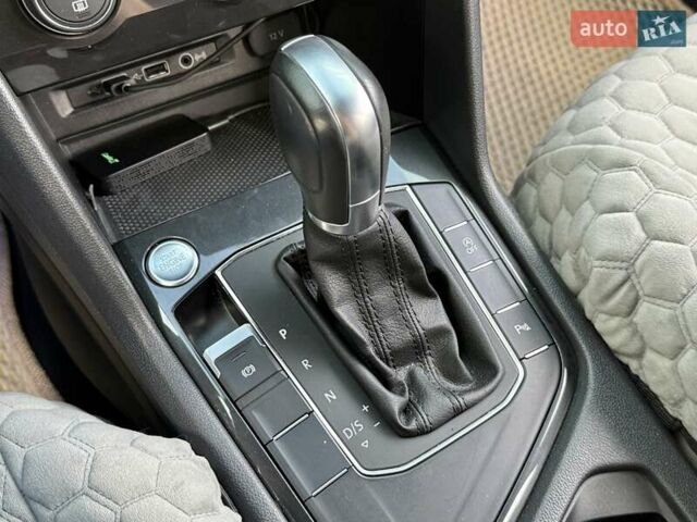 Белый Фольксваген Тигуан, объемом двигателя 1.98 л и пробегом 58 тыс. км за 25000 $, фото 21 на Automoto.ua