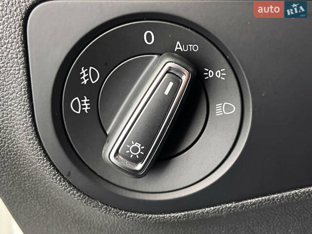 Білий Фольксваген Тігуан, об'ємом двигуна 1.98 л та пробігом 191 тис. км за 22950 $, фото 13 на Automoto.ua