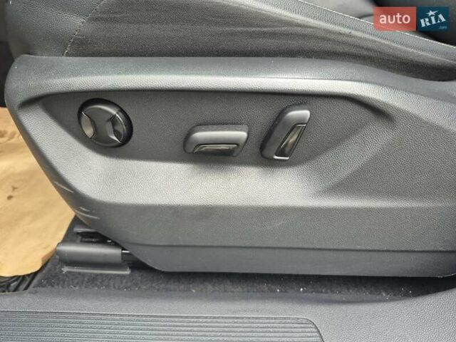 Білий Фольксваген Тігуан, об'ємом двигуна 2 л та пробігом 99 тис. км за 17900 $, фото 23 на Automoto.ua