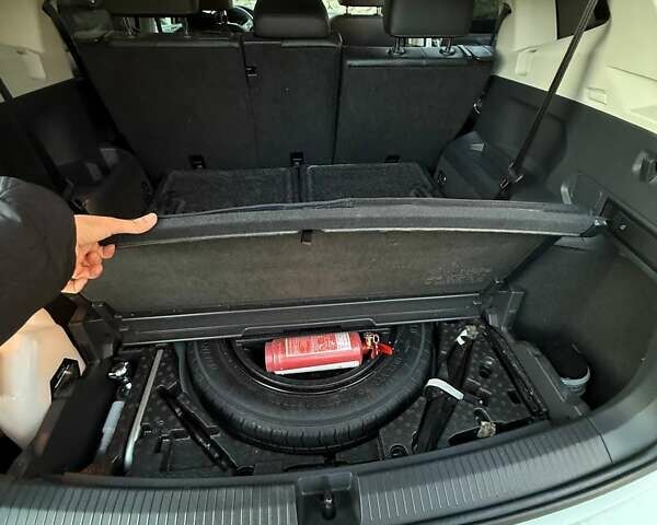 Белый Фольксваген Тигуан, объемом двигателя 1.98 л и пробегом 97 тыс. км за 21300 $, фото 14 на Automoto.ua