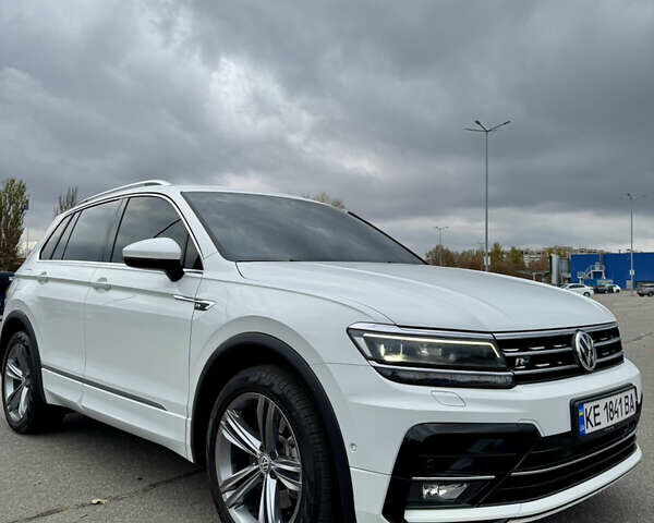 Белый Фольксваген Тигуан, объемом двигателя 1.98 л и пробегом 54 тыс. км за 31500 $, фото 20 на Automoto.ua