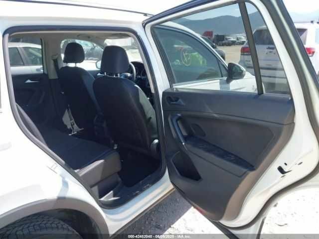 Белый Фольксваген Тигуан, объемом двигателя 2 л и пробегом 65 тыс. км за 6200 $, фото 7 на Automoto.ua