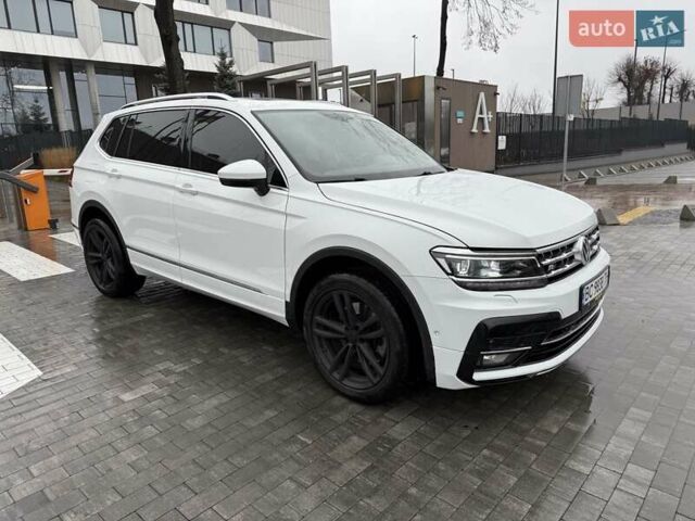 Белый Фольксваген Тигуан, объемом двигателя 1.98 л и пробегом 82 тыс. км за 22700 $, фото 8 на Automoto.ua