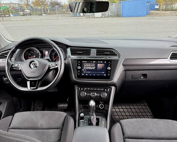 Белый Фольксваген Тигуан, объемом двигателя 1.98 л и пробегом 54 тыс. км за 31500 $, фото 35 на Automoto.ua