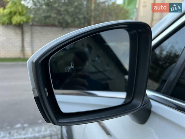 Белый Фольксваген Тигуан, объемом двигателя 1.98 л и пробегом 55 тыс. км за 27999 $, фото 35 на Automoto.ua