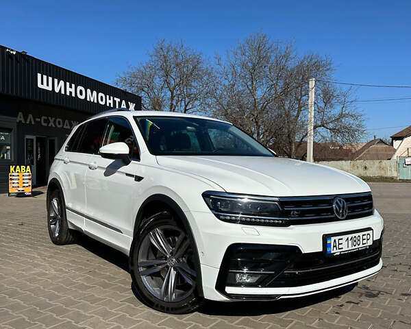 Белый Фольксваген Тигуан, объемом двигателя 1.98 л и пробегом 52 тыс. км за 33500 $, фото 13 на Automoto.ua