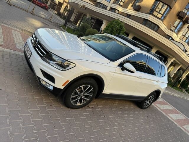 Білий Фольксваген Тігуан, об'ємом двигуна 2 л та пробігом 103 тис. км за 21000 $, фото 2 на Automoto.ua