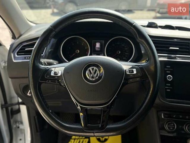 Белый Фольксваген Тигуан, объемом двигателя 1.98 л и пробегом 123 тыс. км за 21800 $, фото 13 на Automoto.ua