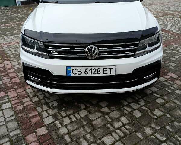 Белый Фольксваген Тигуан, объемом двигателя 1.98 л и пробегом 120 тыс. км за 25000 $, фото 6 на Automoto.ua