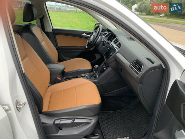 Белый Фольксваген Тигуан, объемом двигателя 2 л и пробегом 113 тыс. км за 21300 $, фото 5 на Automoto.ua